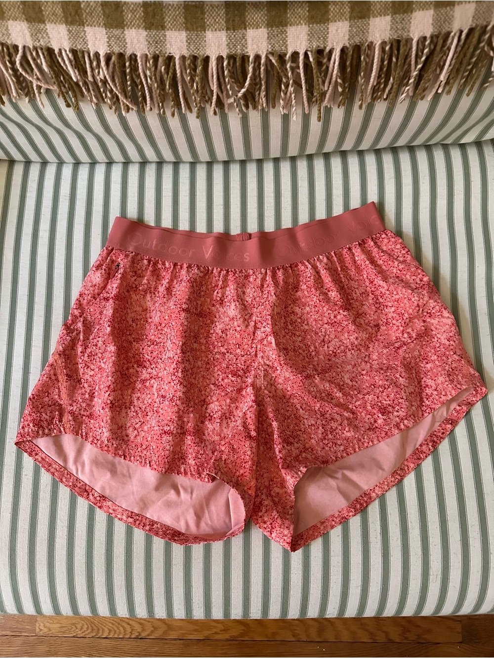 outdoor voices speckled relay shorts